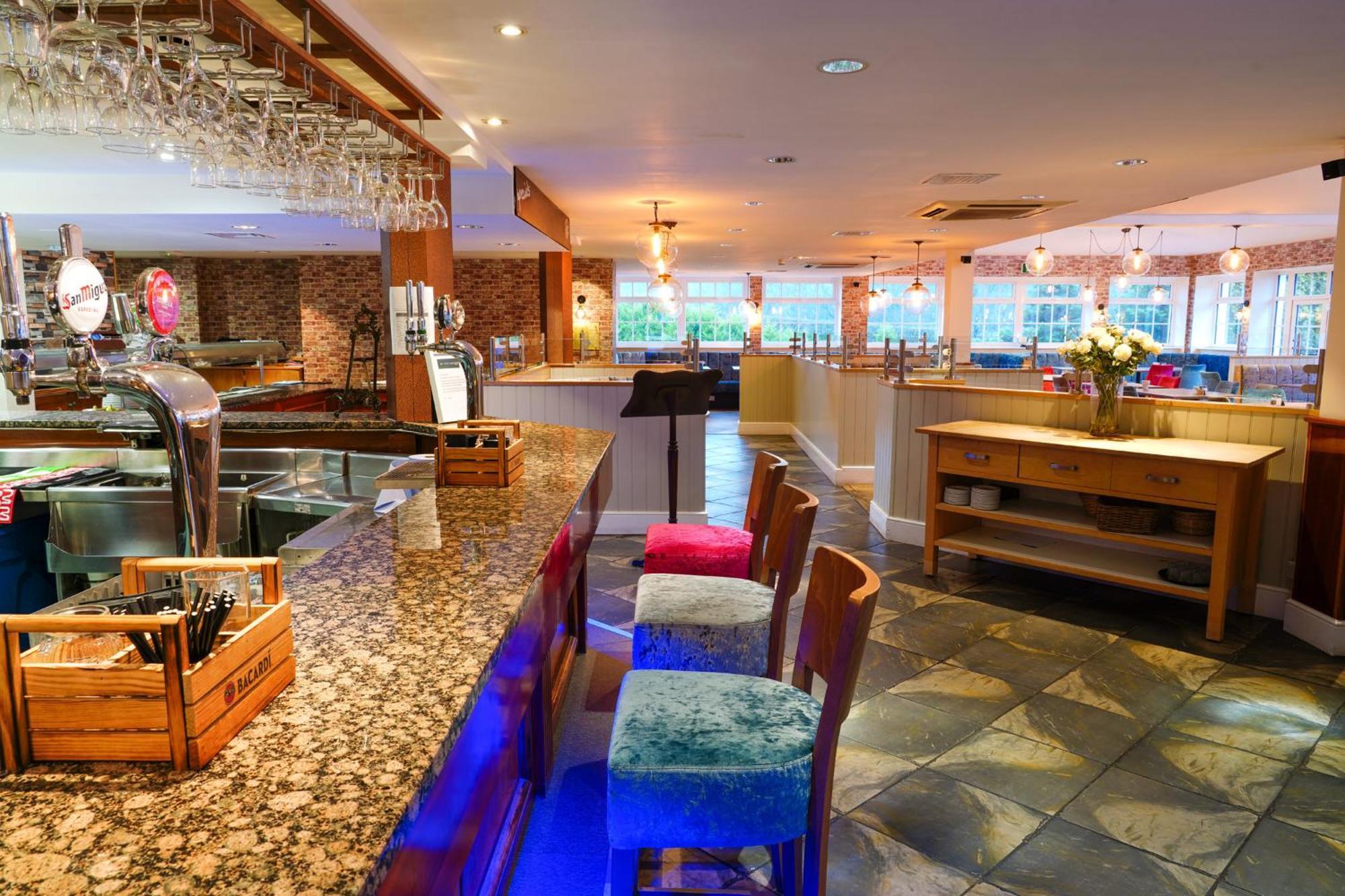 Gomersal Park Hotel & Dream Spa Exteriör bild
