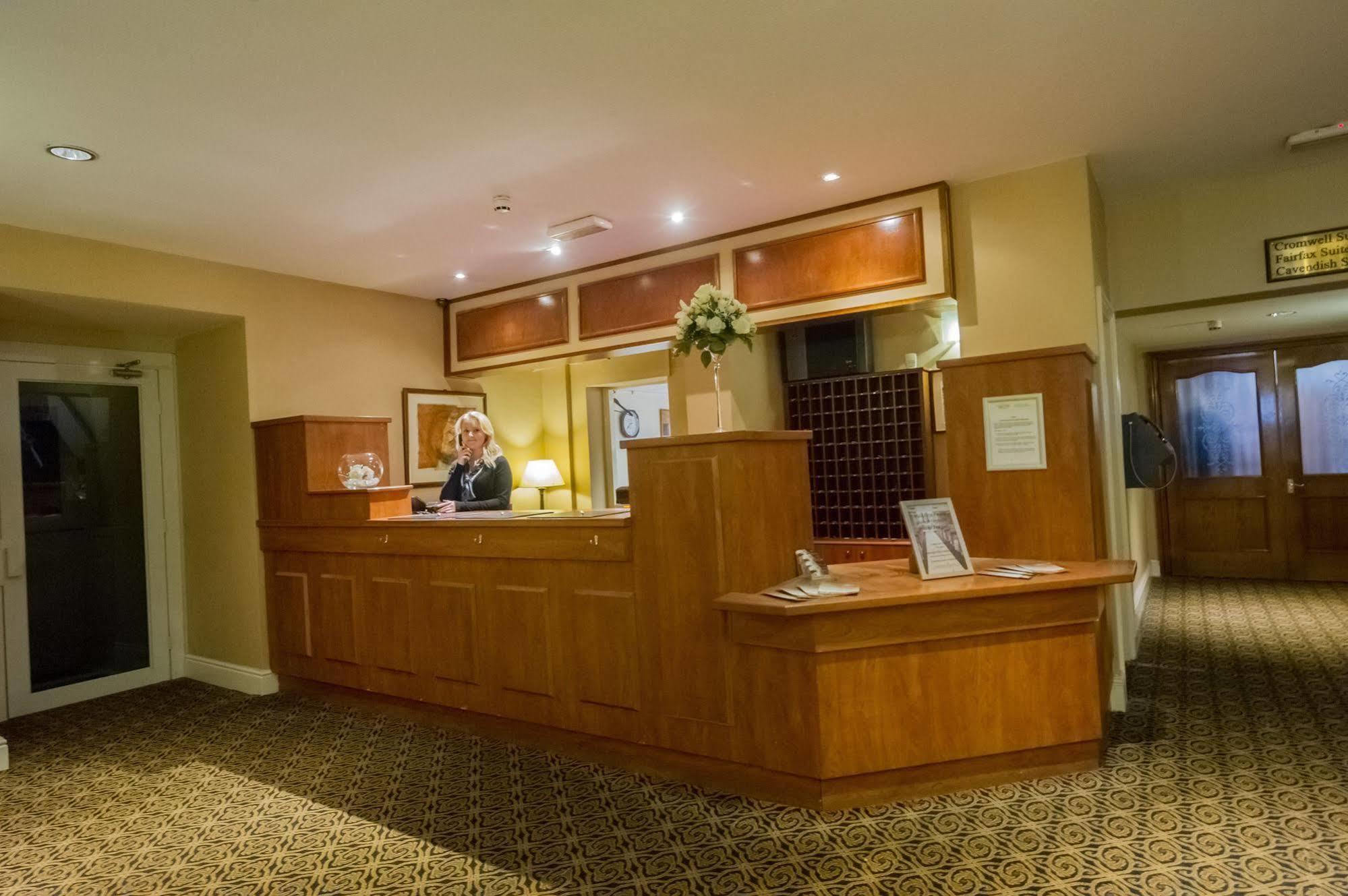 Gomersal Park Hotel & Dream Spa Exteriör bild
